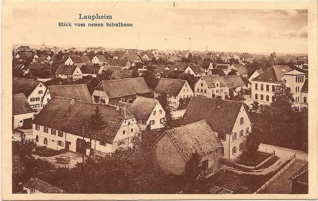 Laupheim, Blick vom neuen Schulhaus – Vorderseite