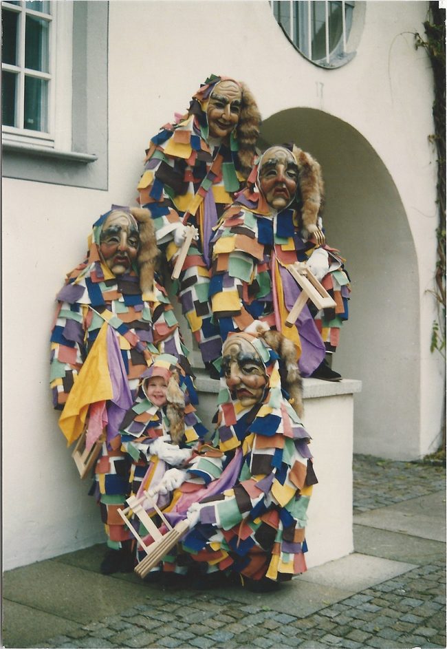 Fasnetsfigur "Laup'r Waidag" (Mehrzahl: "Waidäg") – Vorderseite